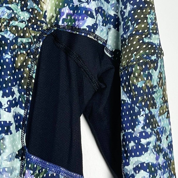 Lululemon Run UPF50+ Lightweight Hooded Slim Long Sleeve 4 Floral Black NWOT - Picture 9 of 13
